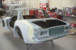 Fiberglass Body (14).JPG